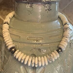 American West Necklace Sterling Silver & White/Grey Howlite Graduating Relios